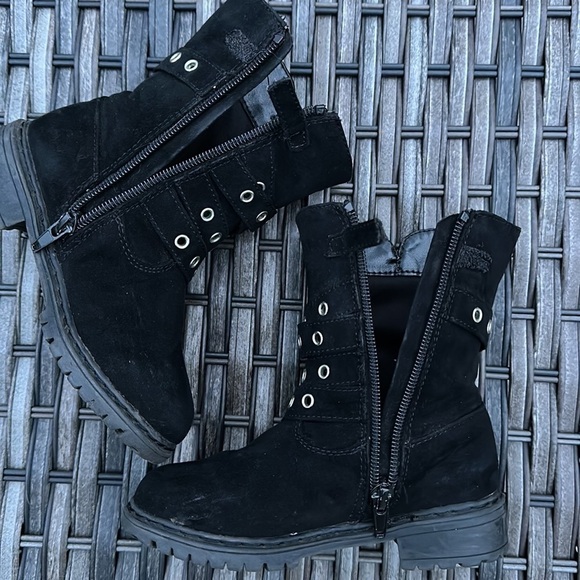 STUART WEITZMAN Toddler Luge Eyelet Black Moto Boots - Picture 11 of 16